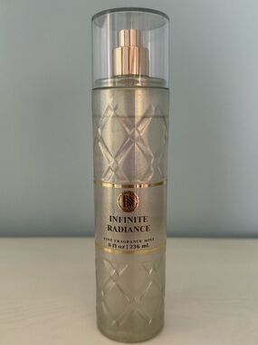 B&BW “Infinite Radiance” Fine Fragrance Mist / BARELY USED! 🤍